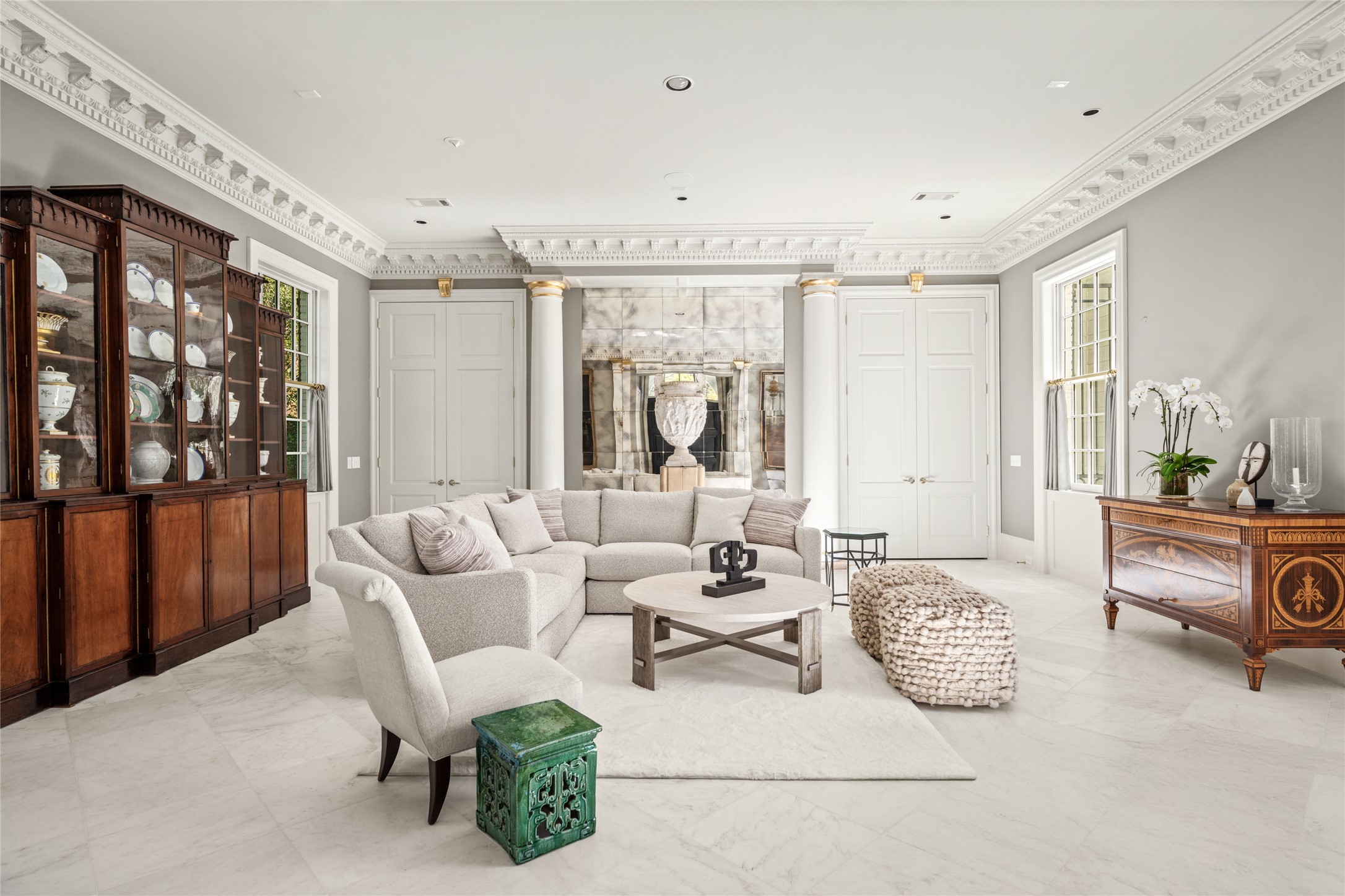 6024 Memorial Drive Houston, TX 77007 - Photo 12 of 46 a living room with furniture and large windows