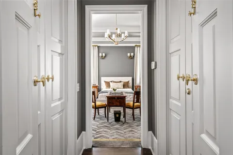 $2,595,000 | 6024 Memorial Drive, Houston, TX 77007