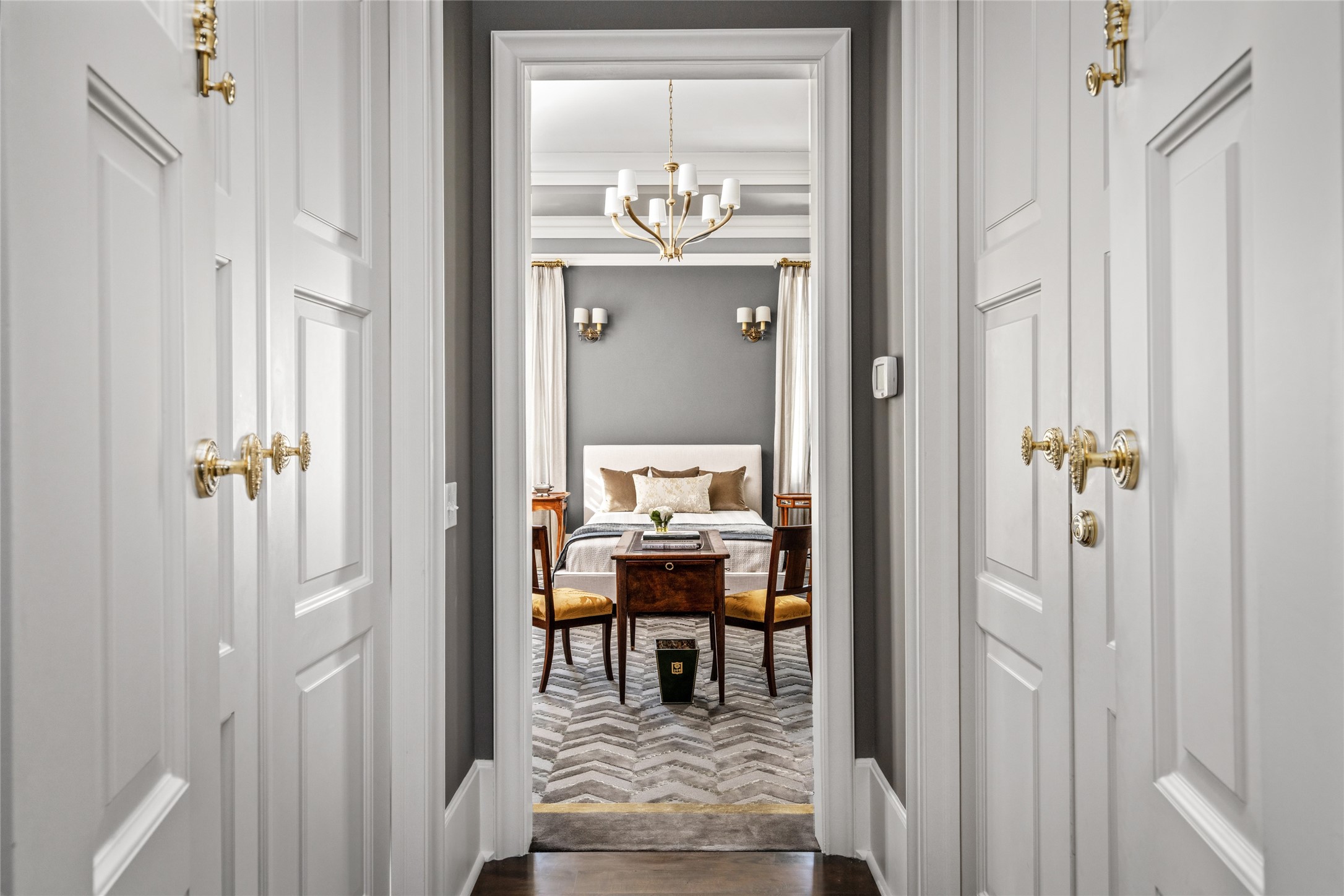 6024 Memorial Drive Houston, TX 77007 - Photo 36 of 47 a dining room with chandelier and wooden floor