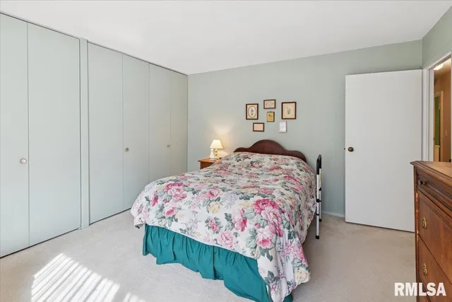 $119,500 | 1800 7th Street, Unit 2A, East Moline, IL 61244