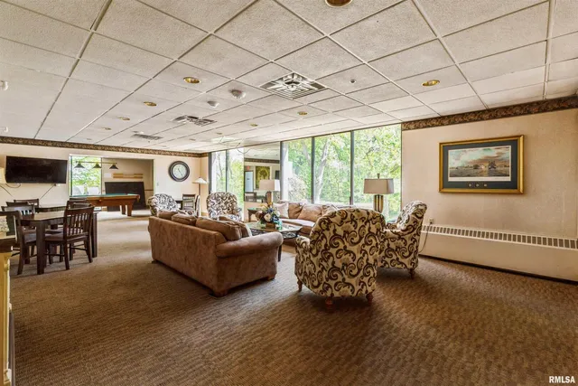 $119,500 | 1800 7th Street, Unit 2A, East Moline, IL 61244