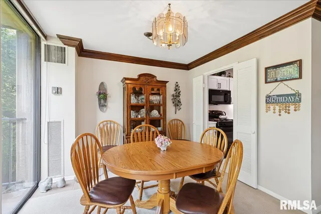 $119,500 | 1800 7th Street, Unit 2A, East Moline, IL 61244