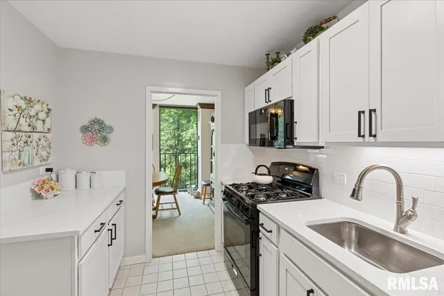 $114,900 | 1800 7th Street, Unit 2A, East Moline, IL 61244