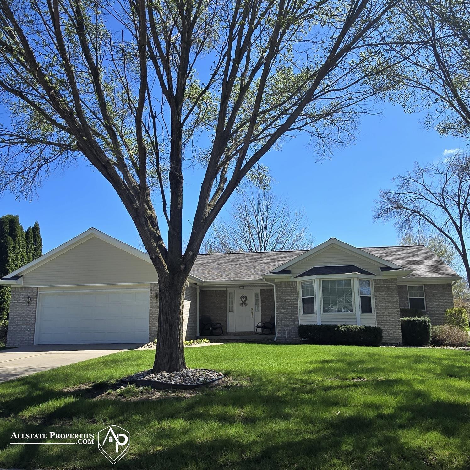 300 Carriage Way Davison, MI 48423 - Photo 1 of 32