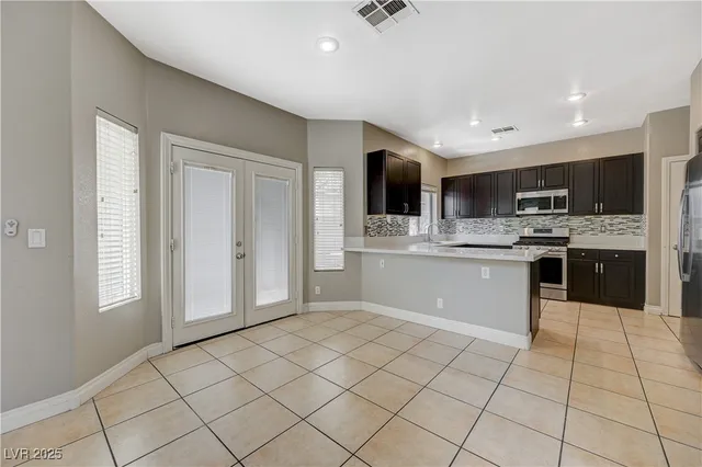 $1,945 | 971 Whispering Grove Avenue, Las Vegas, NV 89123