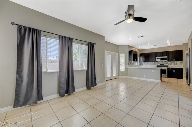 $1,945 | 971 Whispering Grove Avenue, Las Vegas, NV 89123