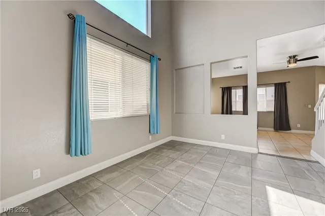 $1,945 | 971 Whispering Grove Avenue, Las Vegas, NV 89123