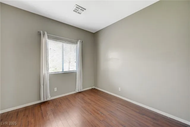 $1,945 | 971 Whispering Grove Avenue, Las Vegas, NV 89123