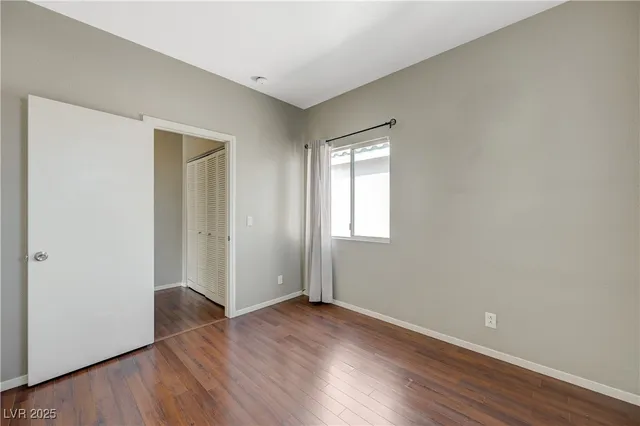 $1,945 | 971 Whispering Grove Avenue, Las Vegas, NV 89123