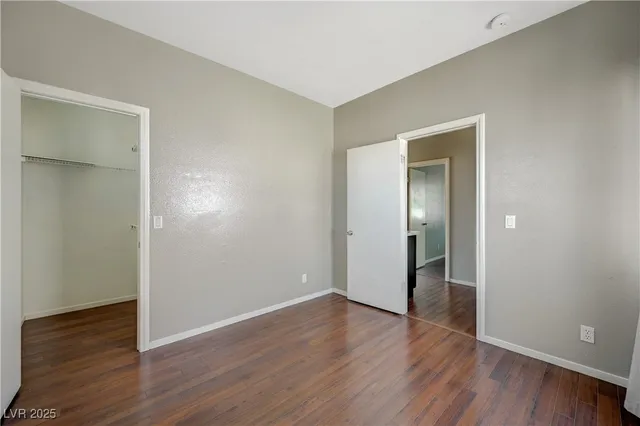 $1,945 | 971 Whispering Grove Avenue, Las Vegas, NV 89123