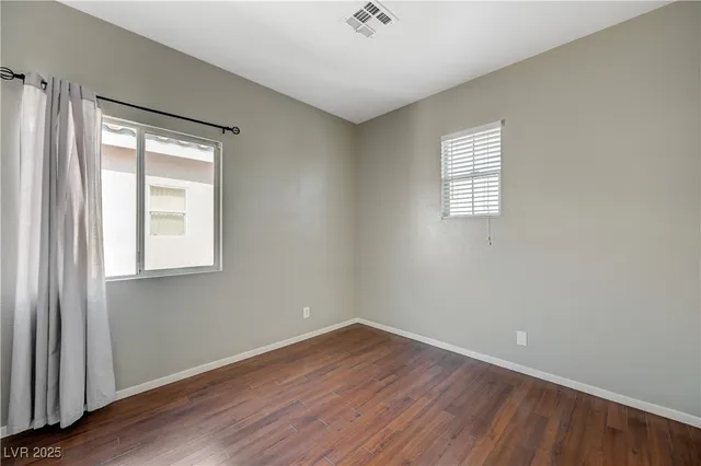 $1,945 | 971 Whispering Grove Avenue, Las Vegas, NV 89123