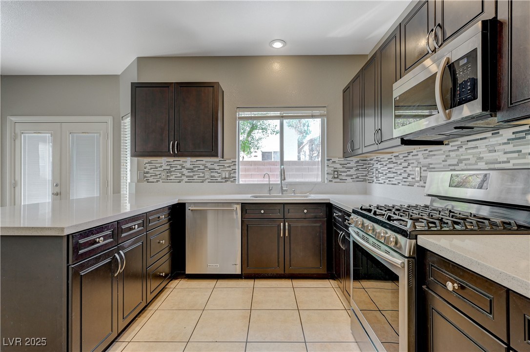 971 Whispering Grove Avenue Las Vegas, NV 89123 - Photo 5 of 37