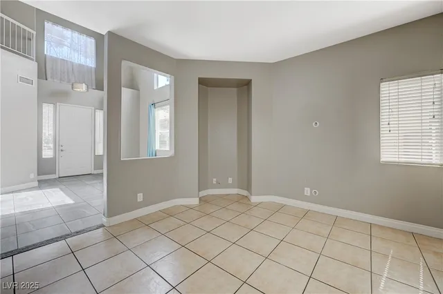 $1,945 | 971 Whispering Grove Avenue, Las Vegas, NV 89123