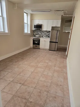 $1,475 | 436 Anderson Avenue, Unit 2, Cliffside Park, NJ 07010