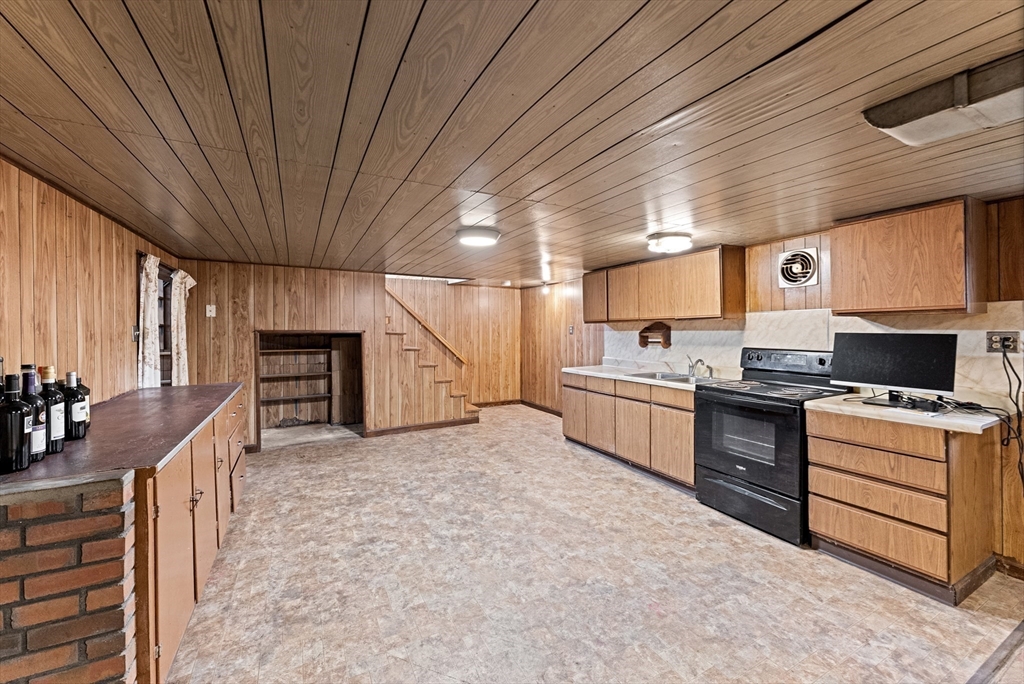 48 Ray Street Ludlow, MA 01056 - Photo 29 of 37 Gallery Image 29