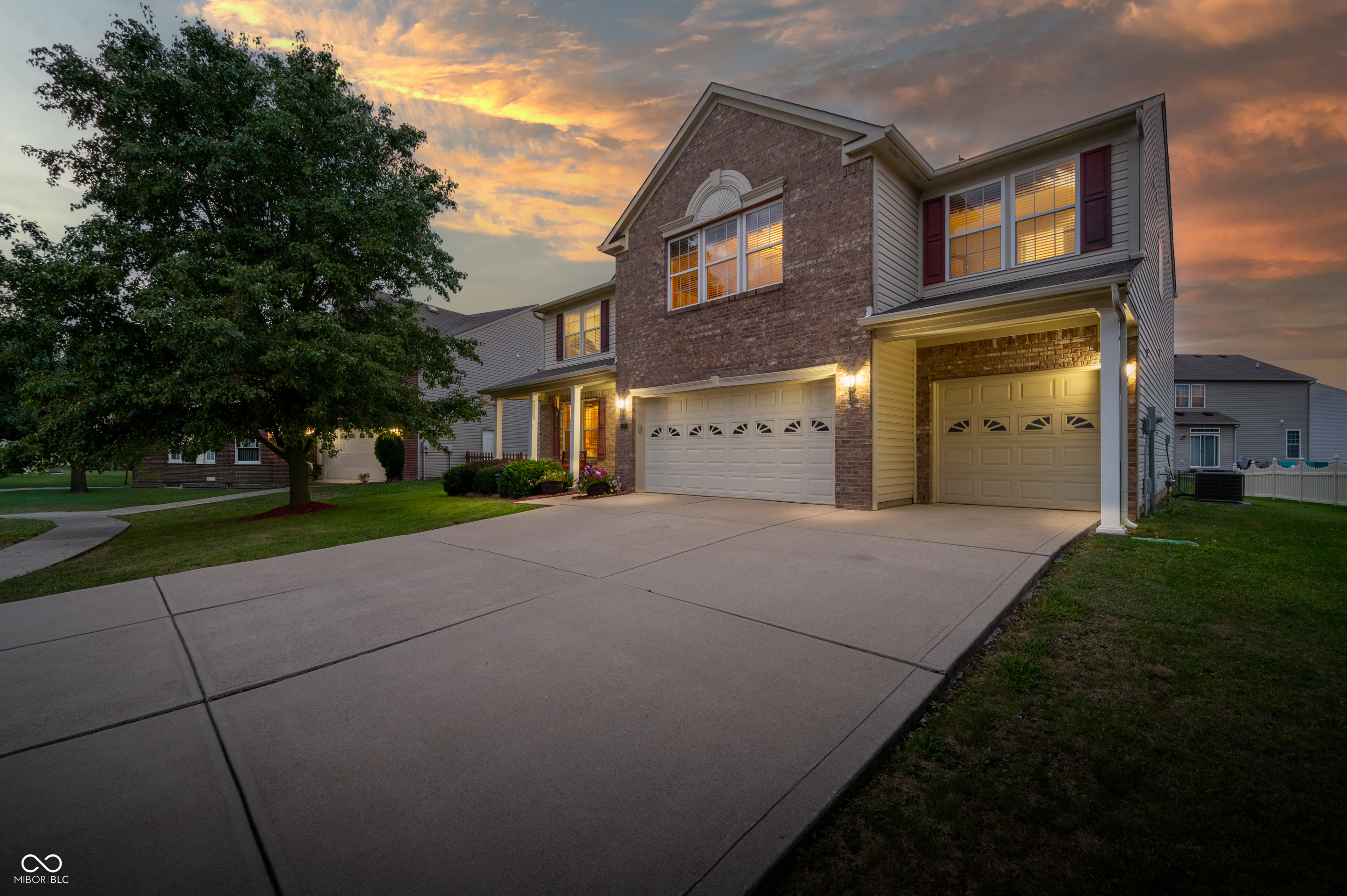 2228 Bluewing Road Greenwood, IN 46143 - Photo 4 of 50 Gallery Image 4