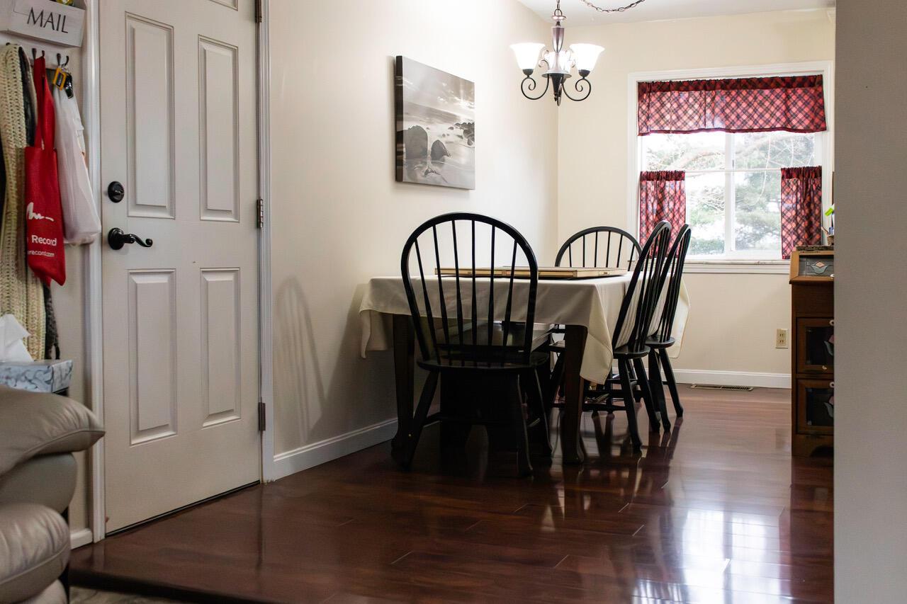 4633 Steamtown Road Ashley, OH 43003 - Photo 9 of 19 Eat-in Kitchen