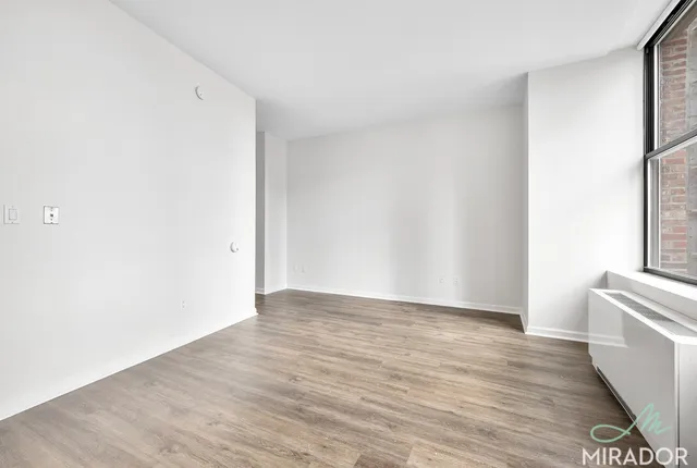 $5,100 | 15 Park Row, Unit 16B | Financial District