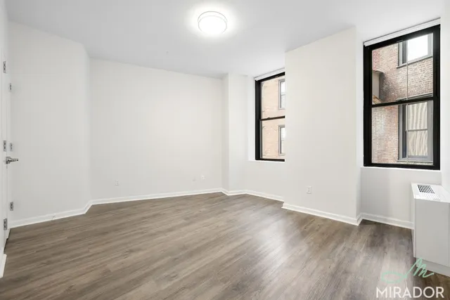 $5,100 | 15 Park Row, Unit 16B | Financial District