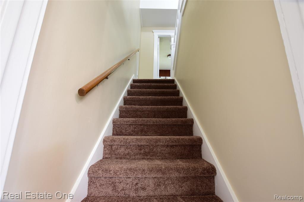 99 Chippewa Road Pontiac, MI 48341 - Photo 13 of 28
