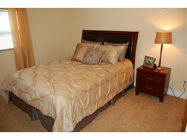 2010 Stelzer Road Columbus, OH 43219 - Photo 10 of 17