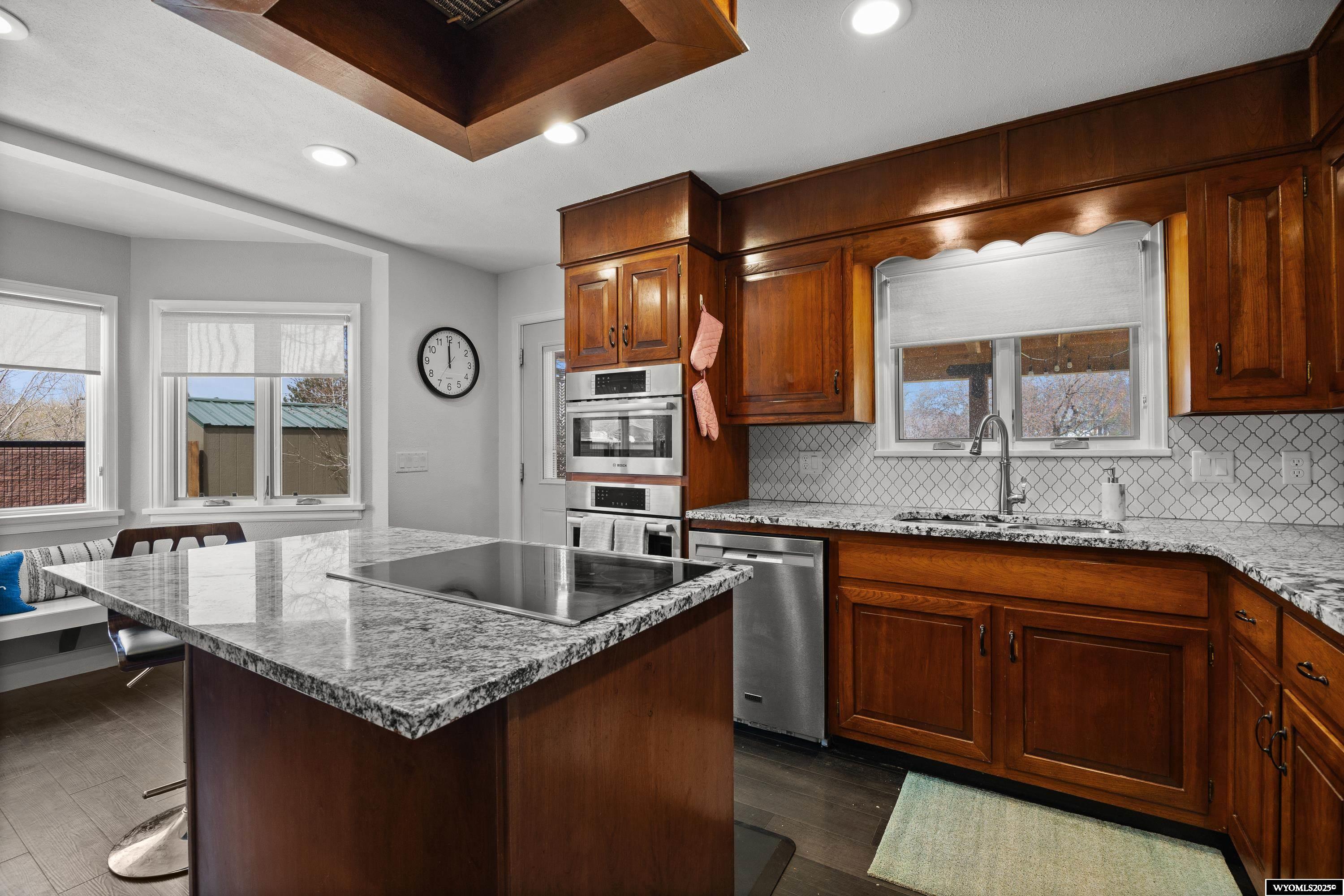 1008 West 25th Street Casper, WY 82604 - Photo 8 of 33