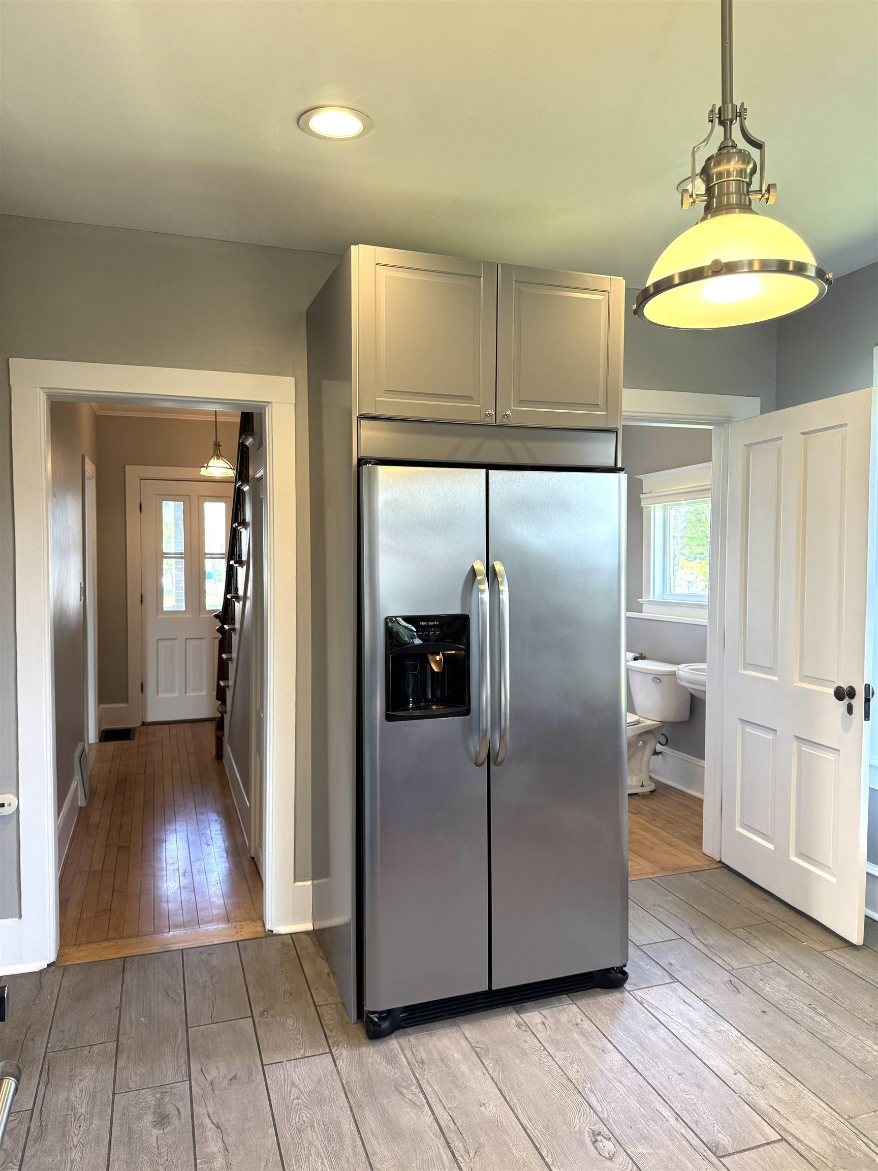 1341 West 2nd Street Appleton, WI 54914 - Photo 8 of 32