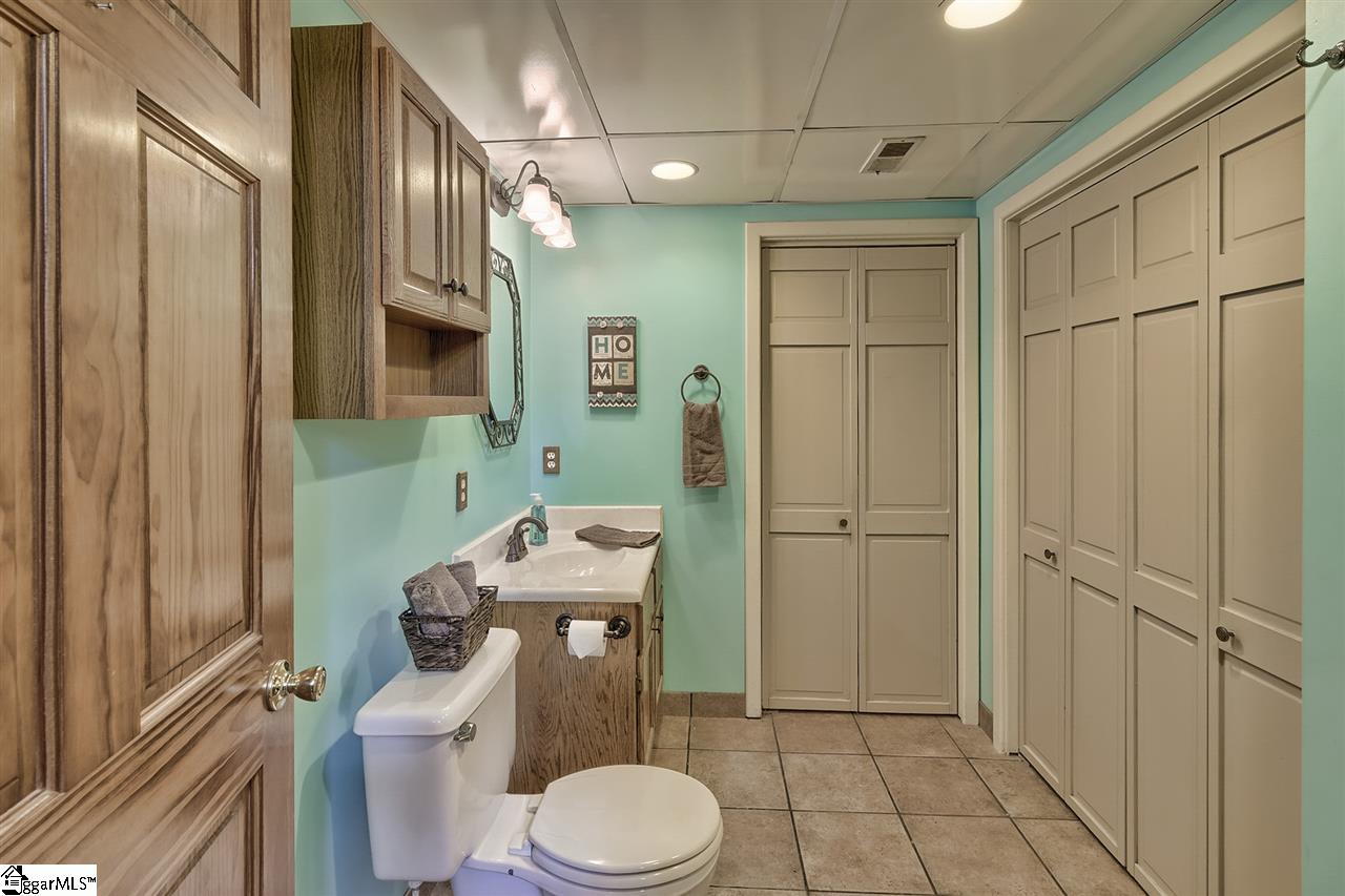 866 Hester Store Road Easley, SC 29640 - Photo 14 of 35 Gallery Image 14
