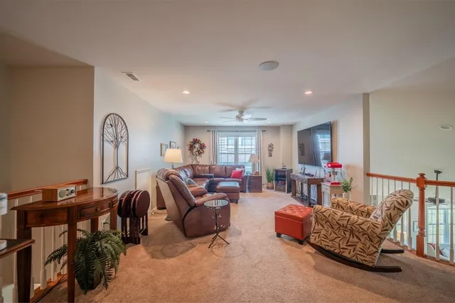 $525,000 | 6043 Liberty Boulevard, Gibsonia, PA 15044