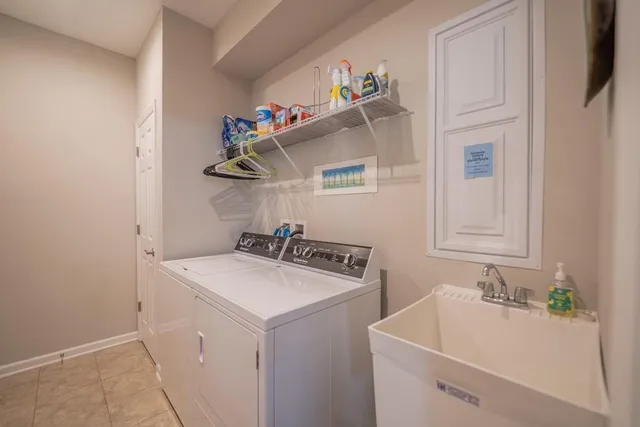 $525,000 | 6043 Liberty Boulevard, Gibsonia, PA 15044