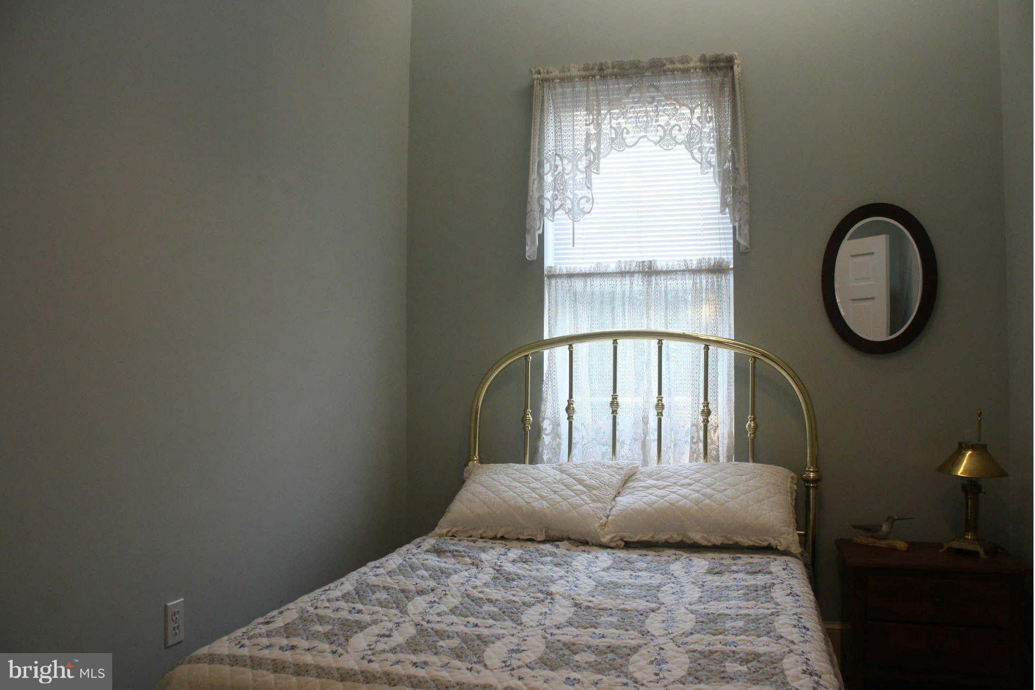331 10th Street Northeast Washington, DC 20002 - Photo 14 of 17 Bedroom