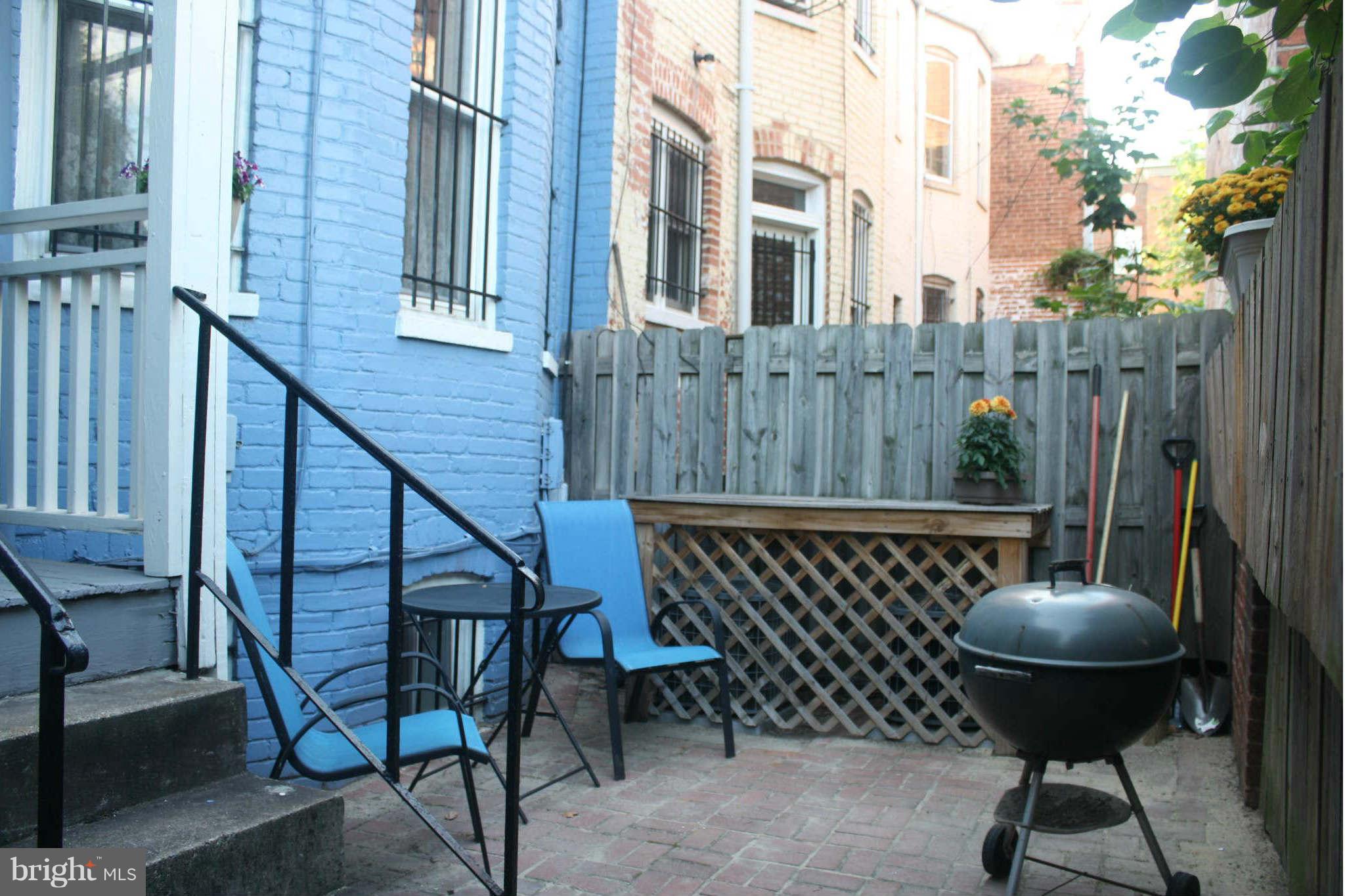 331 10th Street Northeast Washington, DC 20002 - Photo 3 of 17 Exterior (Rear)