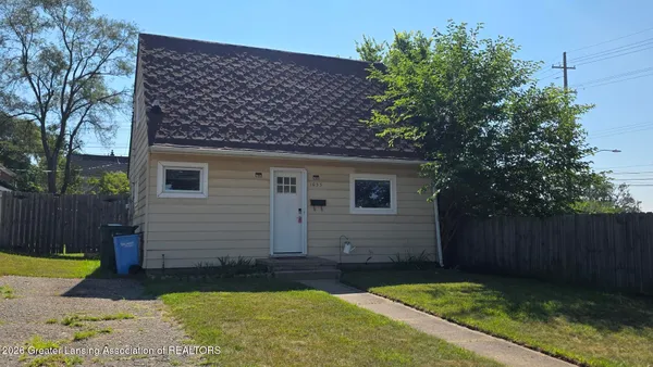 $98,900 | 1033 Raider Street, Lansing, MI 48912