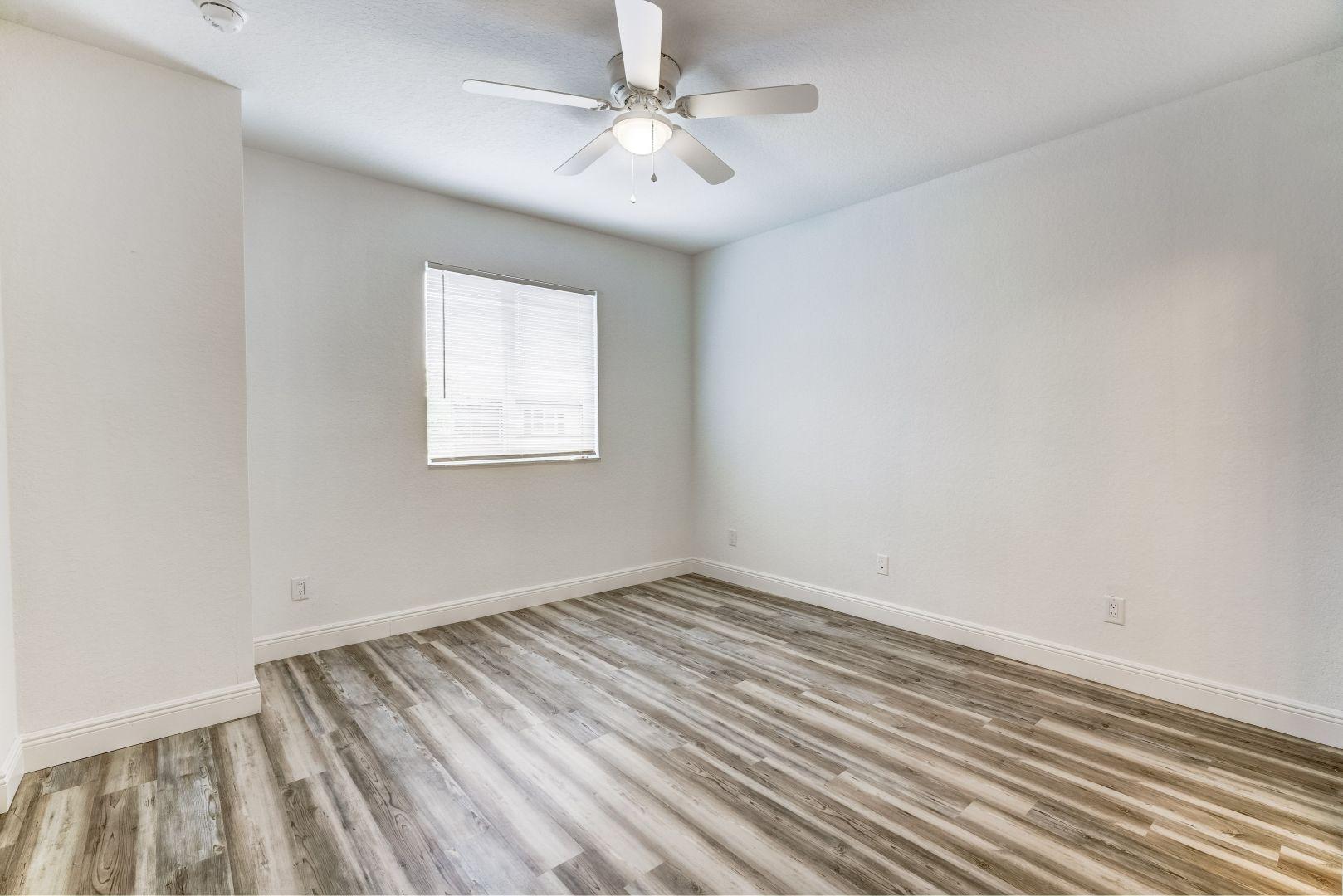 1925 Hibiscus Lane Riviera Beach, FL 33404 - Photo 21 of 29 22_dsc01811_2_3_4_5