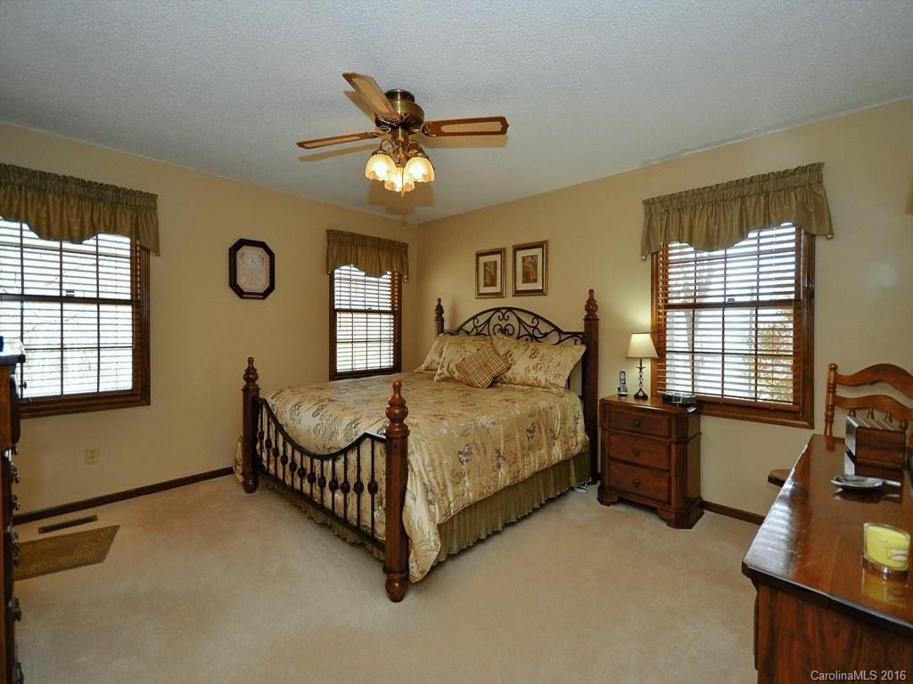 144 Ridge Road Candler, NC 28715 - Photo 12 of 19 Gallery Image 12