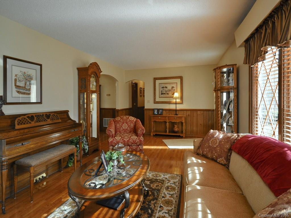144 Ridge Road Candler, NC 28715 - Photo 4 of 19 Gallery Image 4