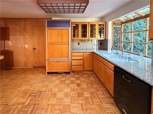 $5,800 | 5516 Ethel Avenue, Sherman Oaks, CA 91401