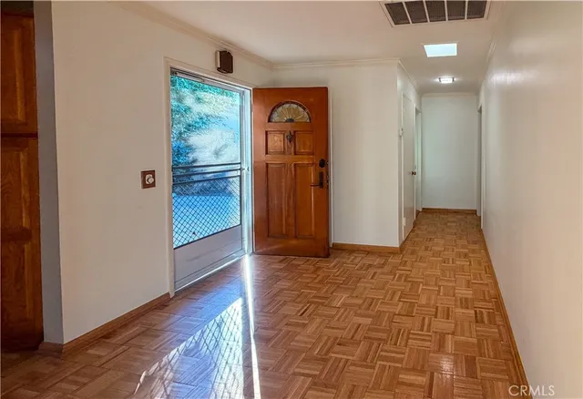 $5,800 | 5516 Ethel Avenue, Sherman Oaks, CA 91401