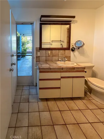 $5,800 | 5516 Ethel Avenue, Sherman Oaks, CA 91401