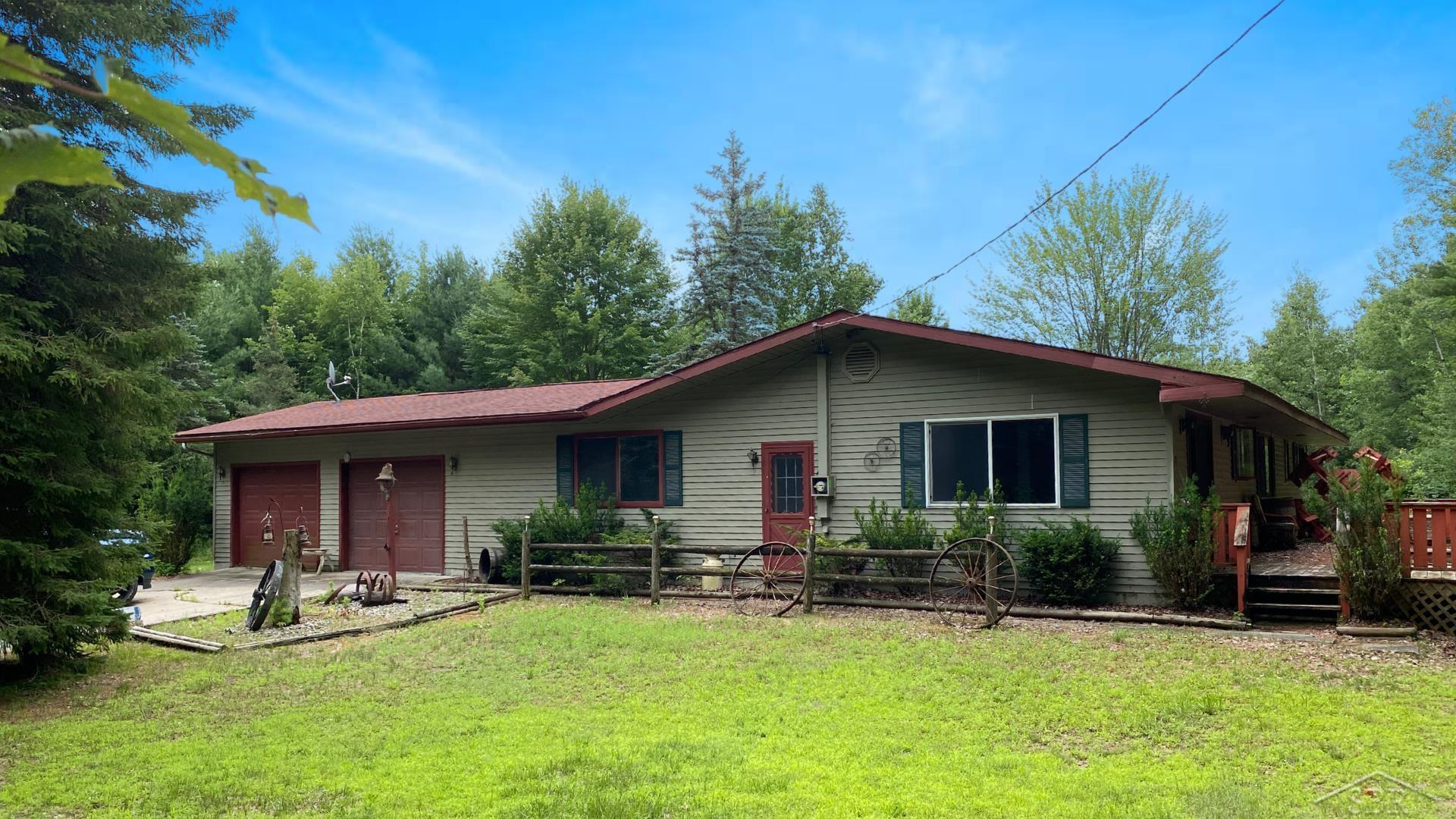 5597 Groszek Road Sterling, MI 48659 - Photo 1 of 19 50182345-9cff4030-be61-492e-bb5a-fa3a4b833287.JPG