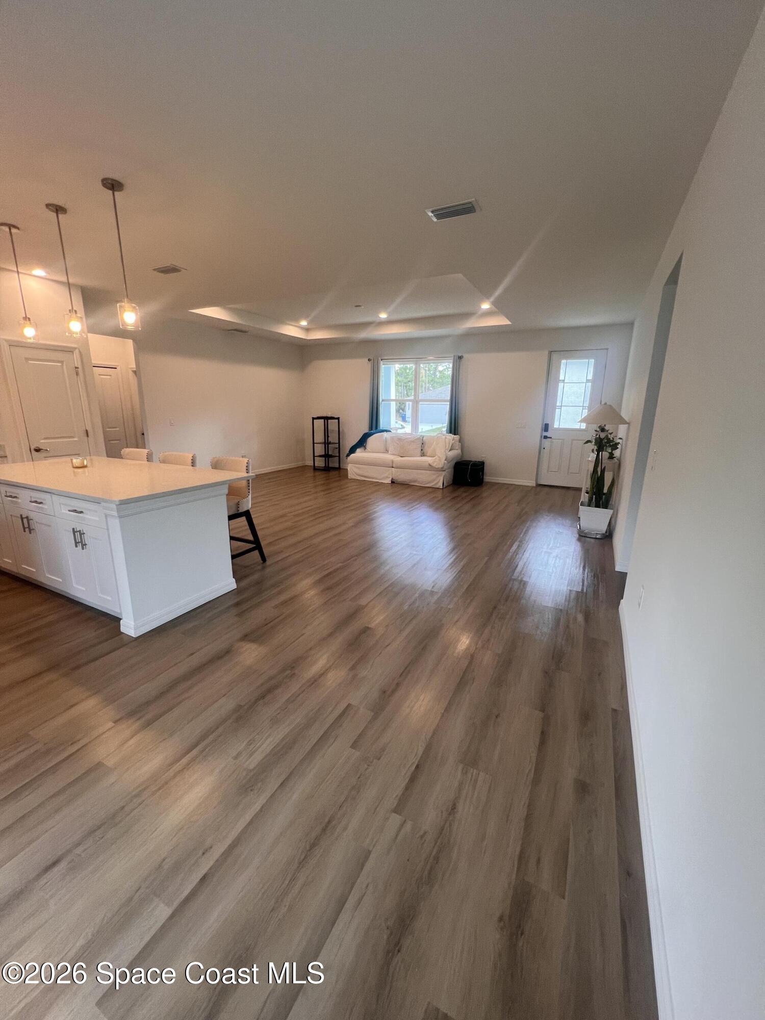 1146 Sexton Road Southwest Palm Bay, FL 32908 - Photo 3 of 17 bMBPrdx+Q6CVYIM83NMKog