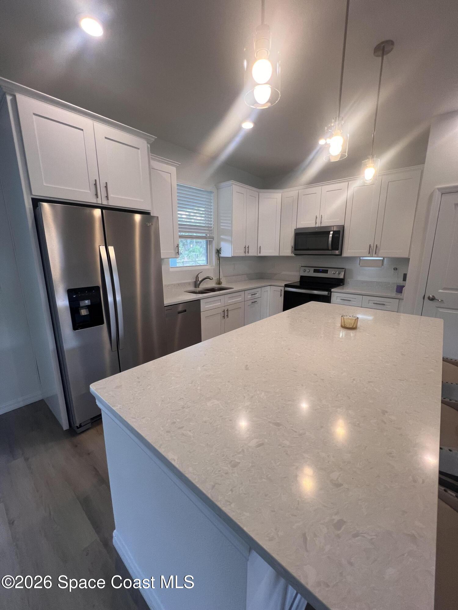 1146 Sexton Road Southwest Palm Bay, FL 32908 - Photo 5 of 17 8OpxjTEATqu9j42Z%BBLUA