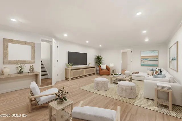 $10,200 | 48 Meyer Place, Riverside, CT 06878