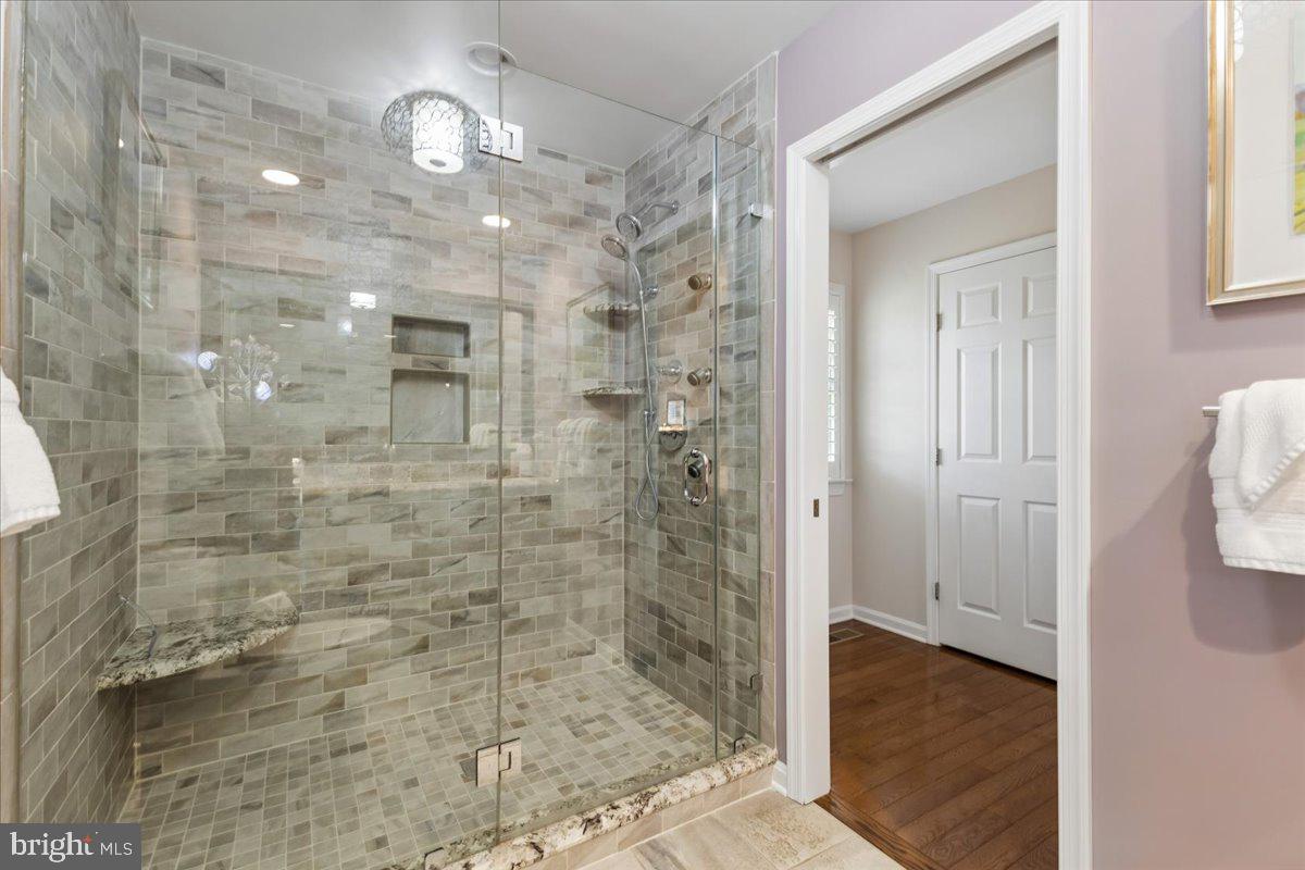 108 Gloucester Road Queenstown, MD 21658 - Photo 37 of 57 Walk-in, high-end shower
