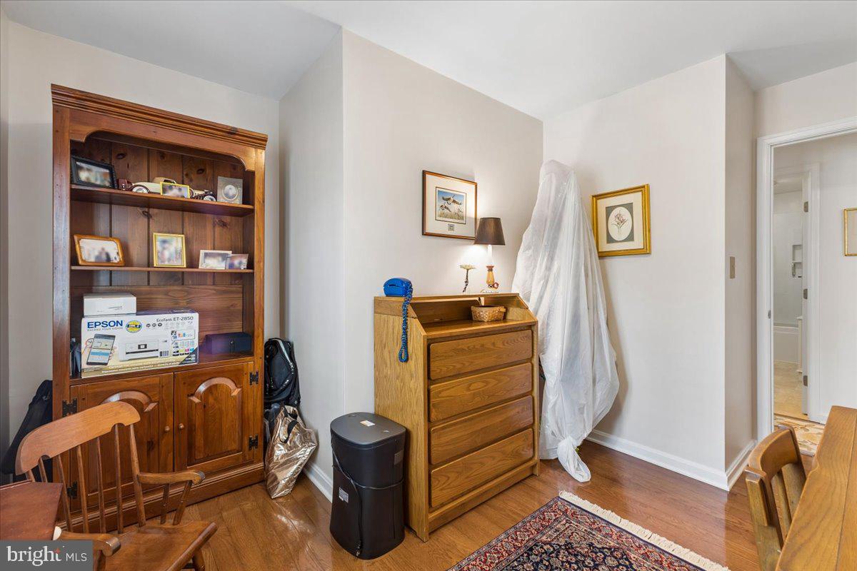 108 Gloucester Road Queenstown, MD 21658 - Photo 39 of 57 OR...use it as a dressing room