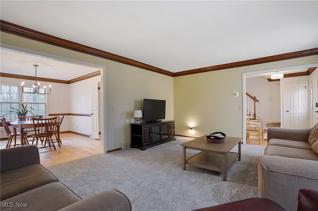 2910 Oxbow Road Richfield, OH 44286 - Photo 7 of 46 open to the dining room