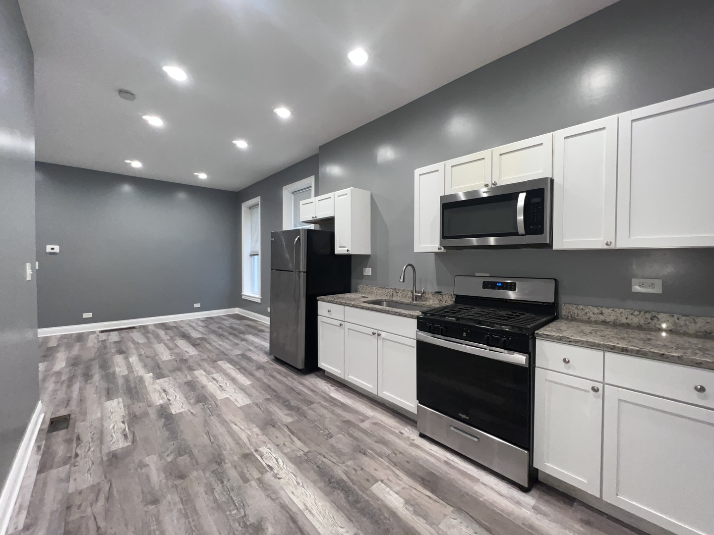 7057 South Normal Boulevard, Unit 1N Chicago, IL 60621 - Photo 22 of 37