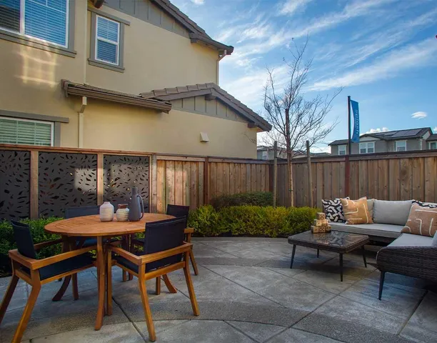 $859,900 | 2426 Lake Club Drive, Fairfield, CA 94533