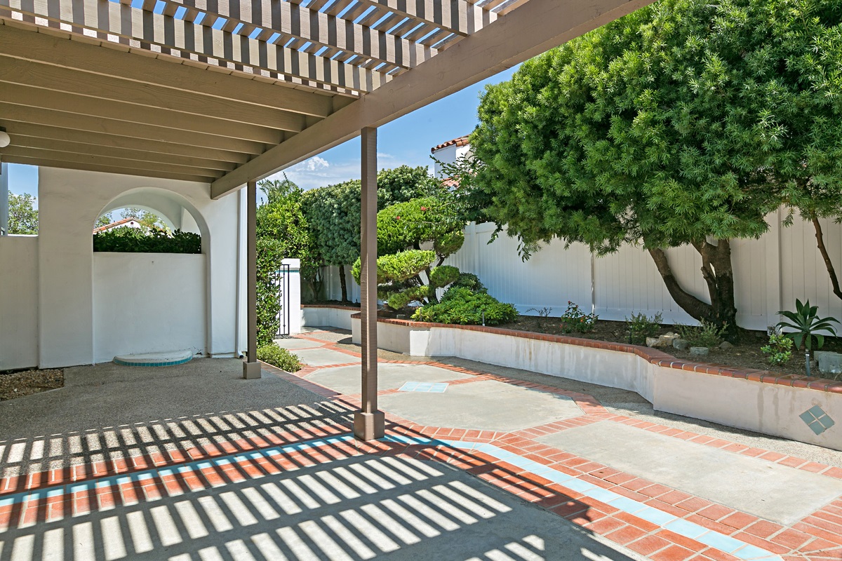 4918 Galicia Way Oceanside, CA 92056 - Photo 3 of 22