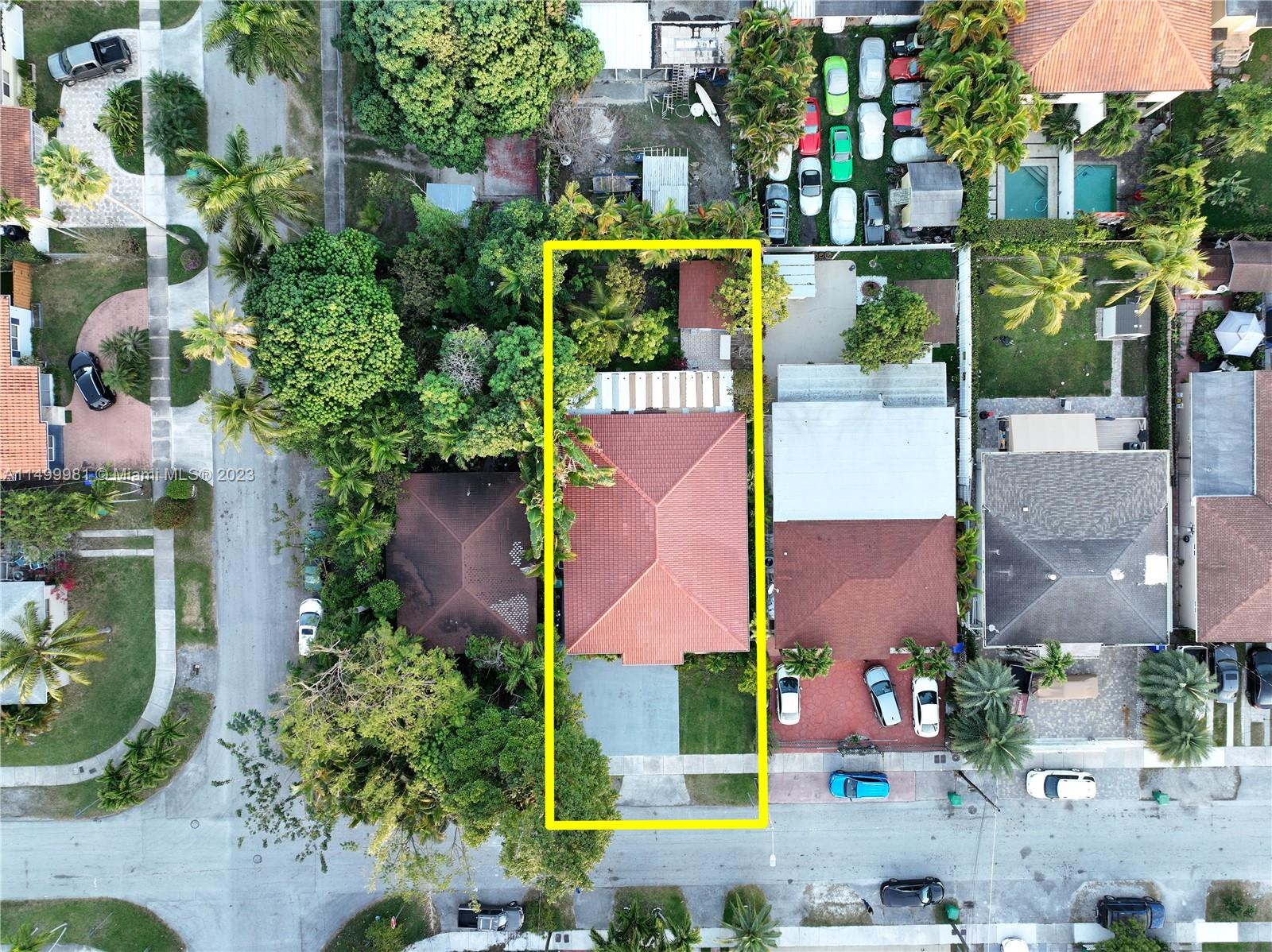 2755 Southwest 33rd Court Miami, FL 33133 - Photo 21 of 22 an aerial view of houses and roads